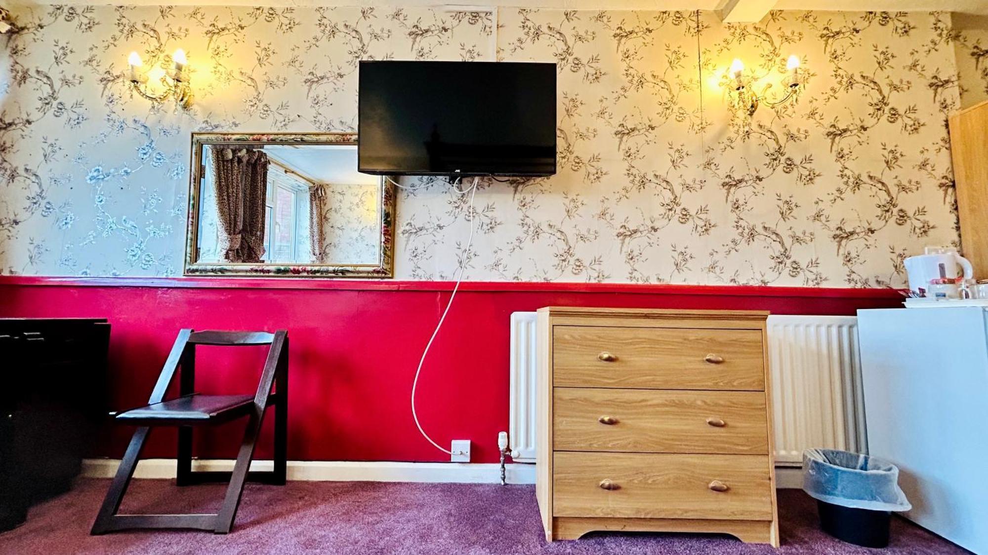 The Columbia Hotel Wellingborough Kültér fotó
