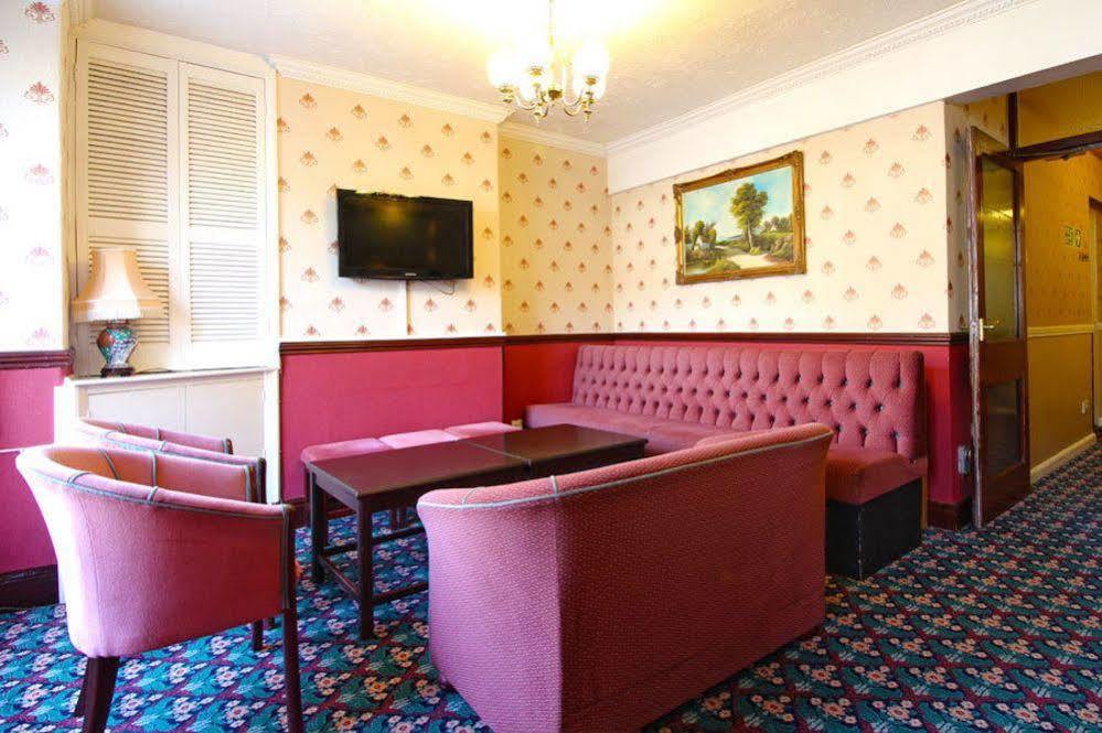 The Columbia Hotel Wellingborough Kültér fotó